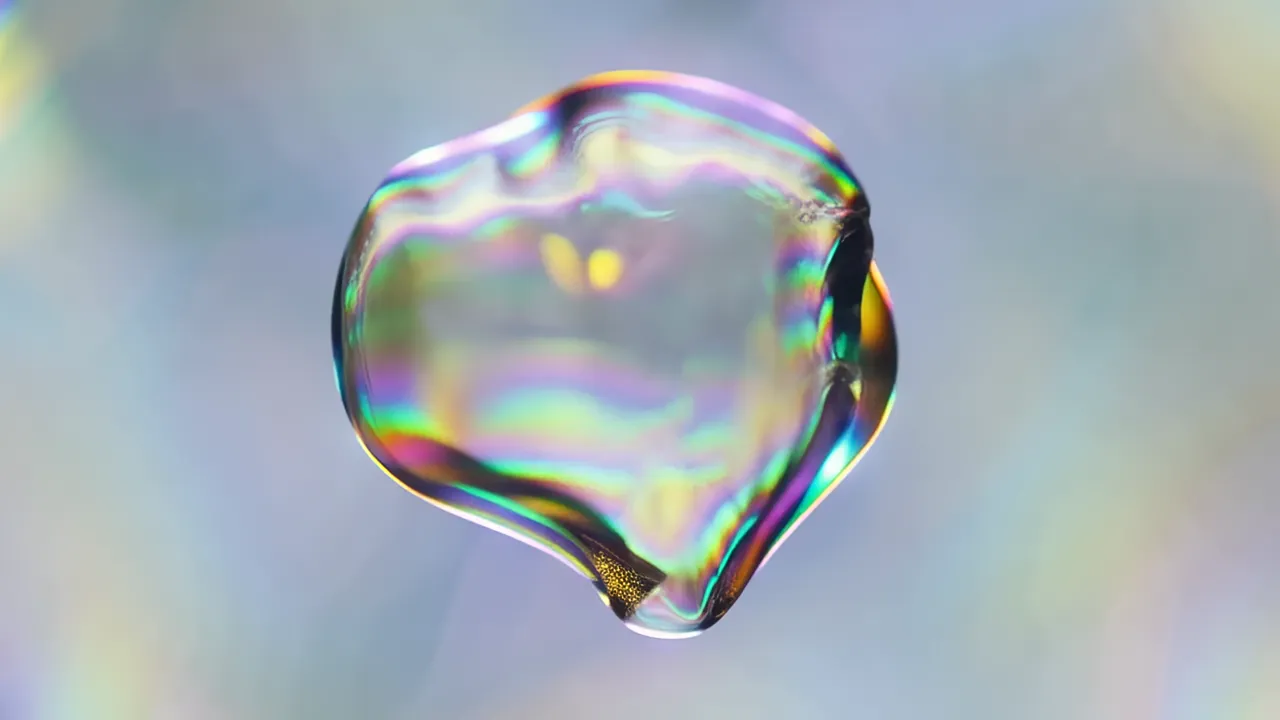 Amorphous Translucent Shapes with Rainbow Edges
